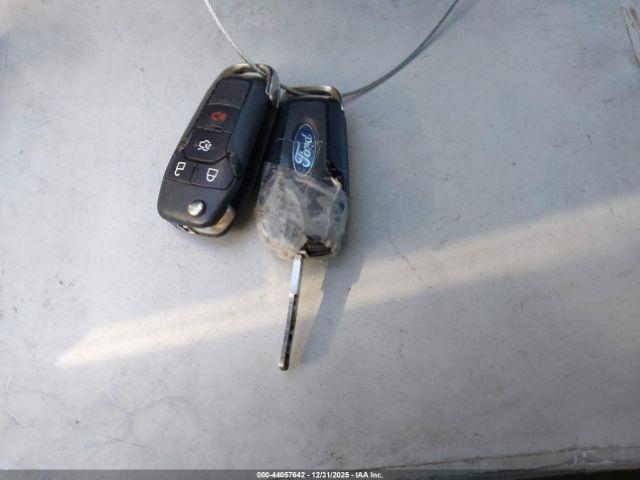 Ford Fusion S Image 11