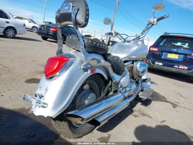 Suzuki Vl800 Image 2