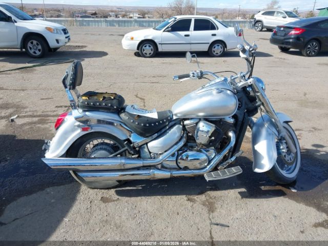 Suzuki Vl800 Image 10