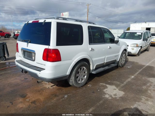 Lincoln Navigator Image 9