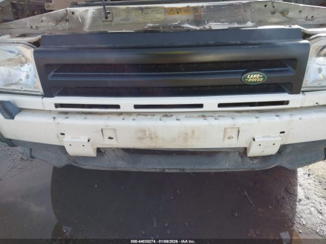 Land Rover Discovery Image 11