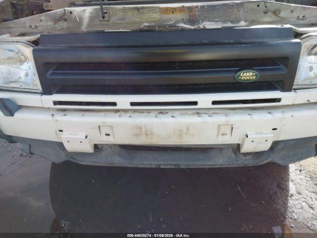 Land Rover Discovery Image 11