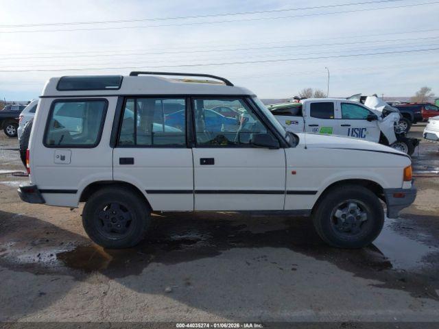 Land Rover Discovery Image 16