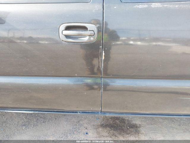 Chevrolet Silverado 2500 Ls Image 14