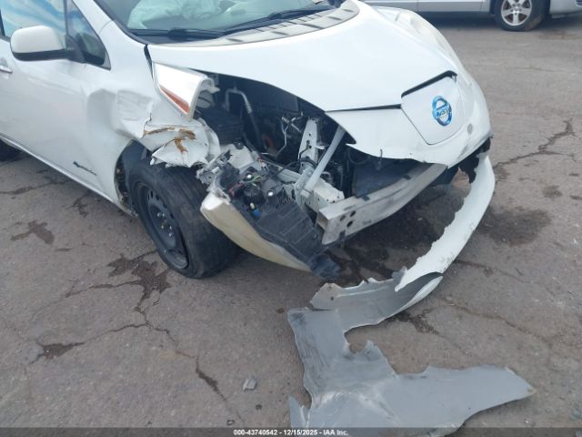 Nissan LEAF S Image 5