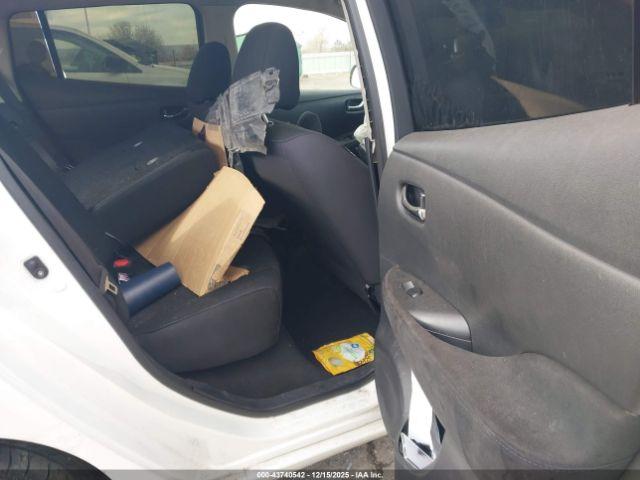 Nissan LEAF S Image 13