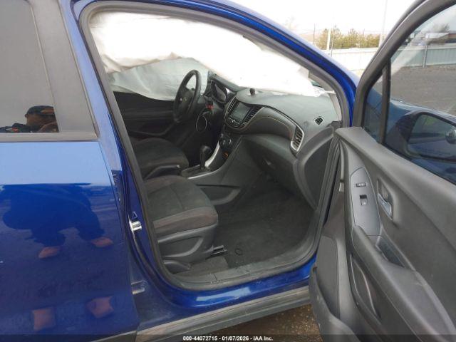 Chevrolet Trax Ls Image 6