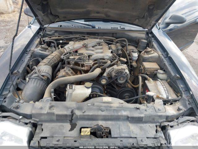 Ford Mustang Image 5