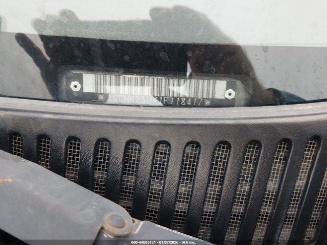 Chevrolet Silverado 2500 Image 8