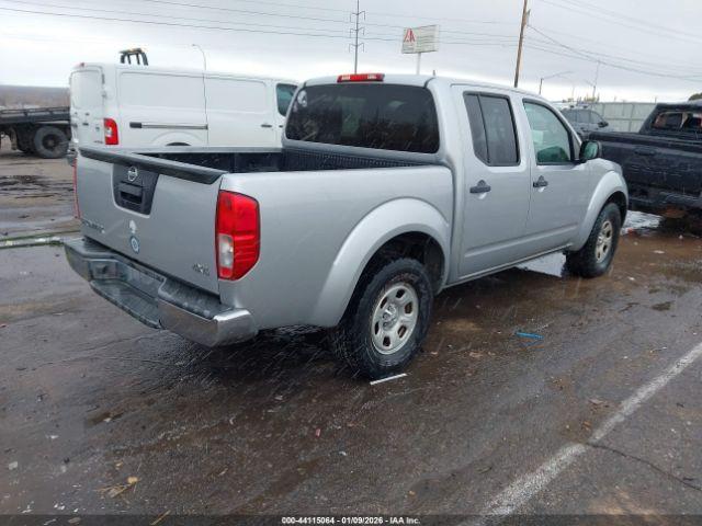 Nissan Frontier S Image 10