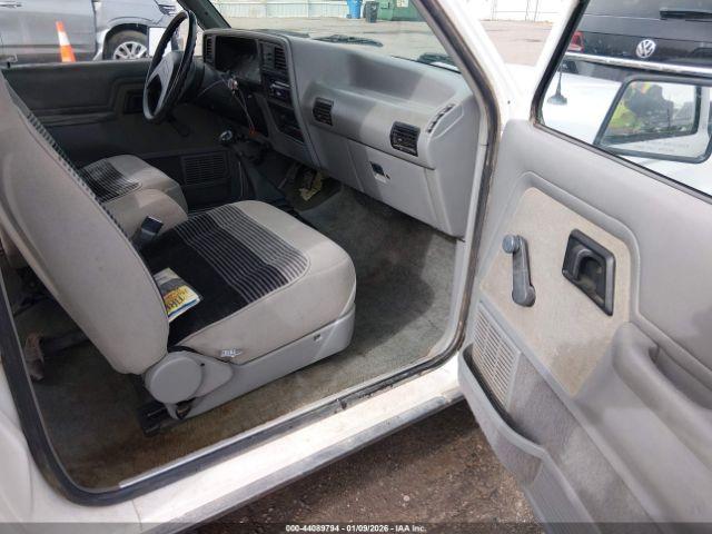 Ford Ranger Super Cab Image 4