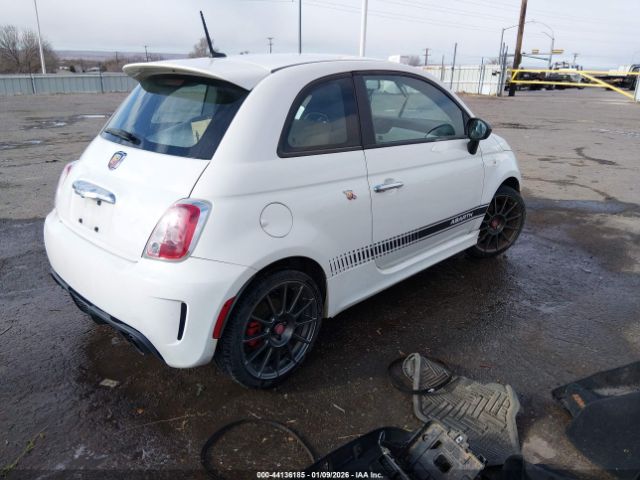 FIAT 500 Abarth Image 2
