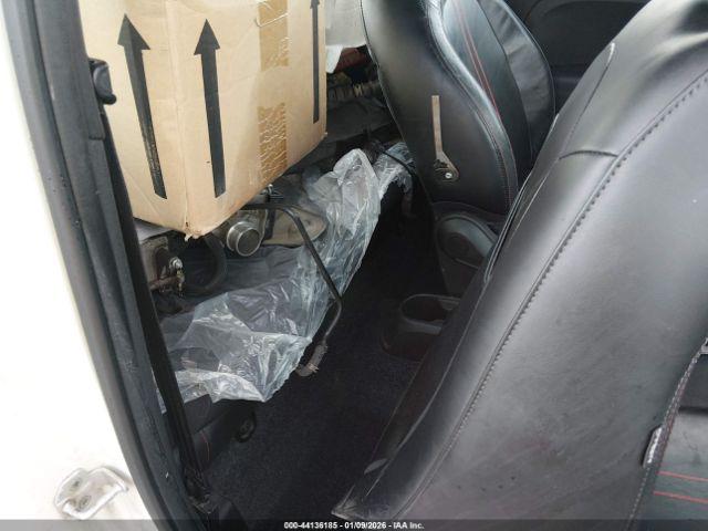 FIAT 500 Abarth Image 5