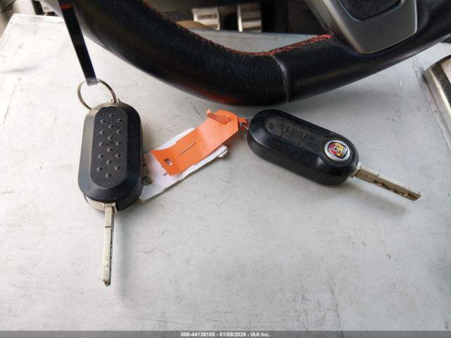 FIAT 500 Abarth Image 12